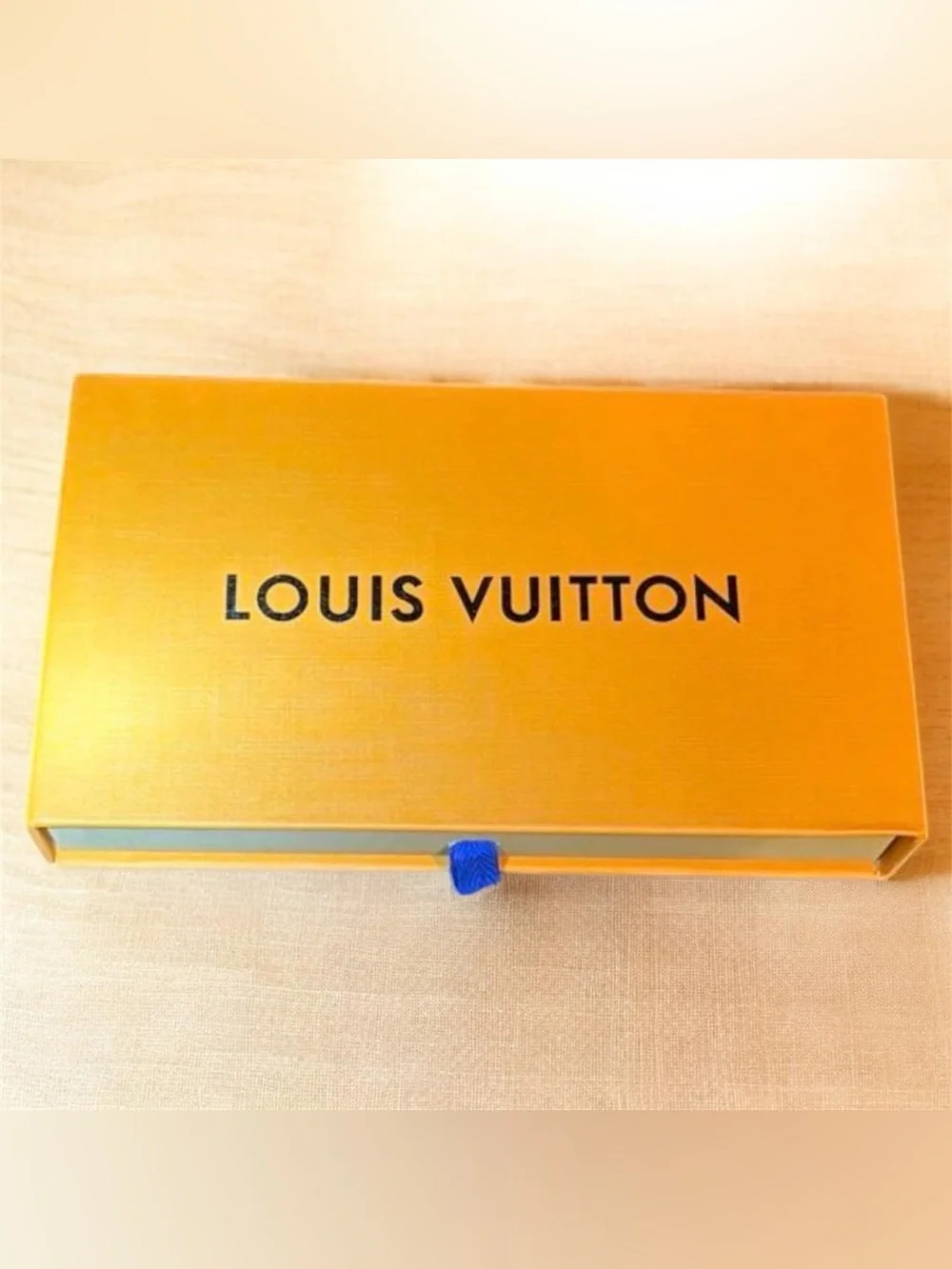 Louis Vuitton Beige and Pink Interior Zip Wallet
